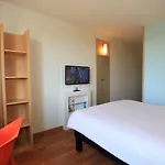 Ibis 3*