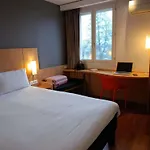 Ibis Отель