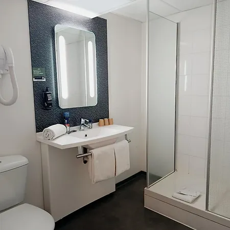 Ibis 3*