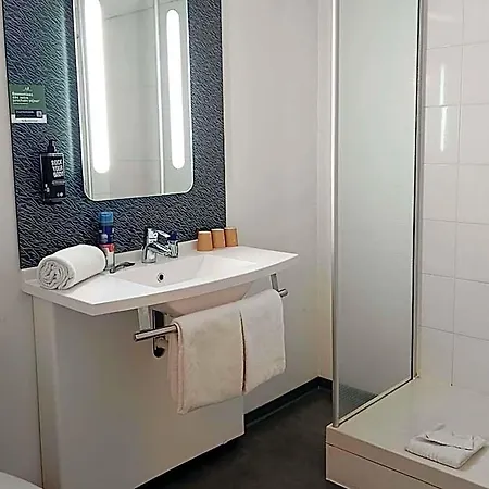فندق Ibis 3*