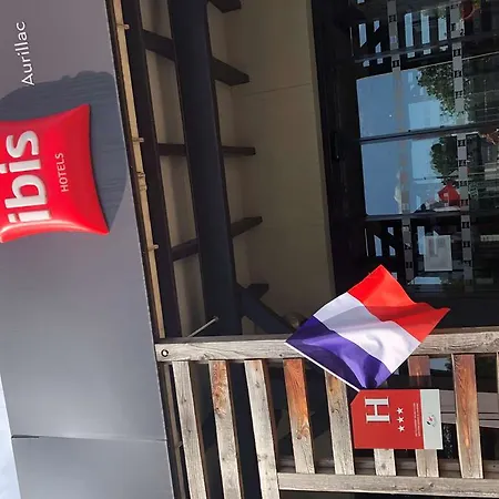宜必思欧里亚克酒店 酒店 3*