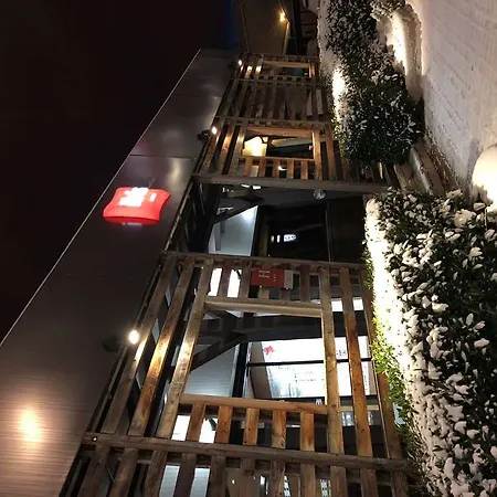 Отель Ibis 3*