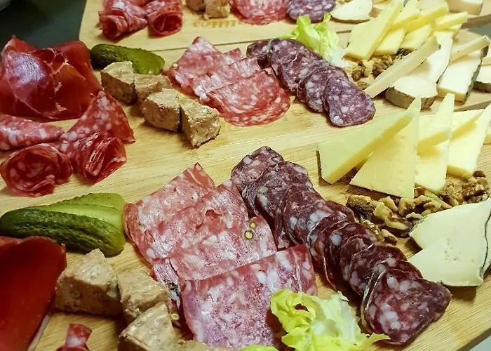 Отель Ibis Орийак